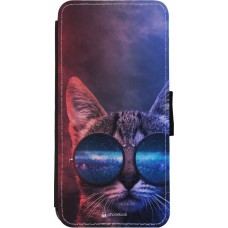 Hülle iPhone 11 - Wallet schwarz Red Blue Cat Glasses