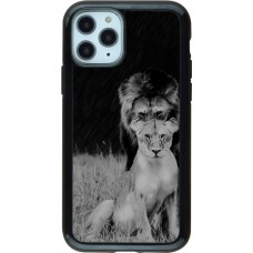 Coque iPhone 11 Pro - Hybrid Armor noir Angry lions
