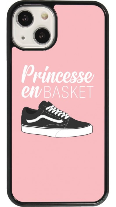 Coque iPhone 13 - princesse en basket