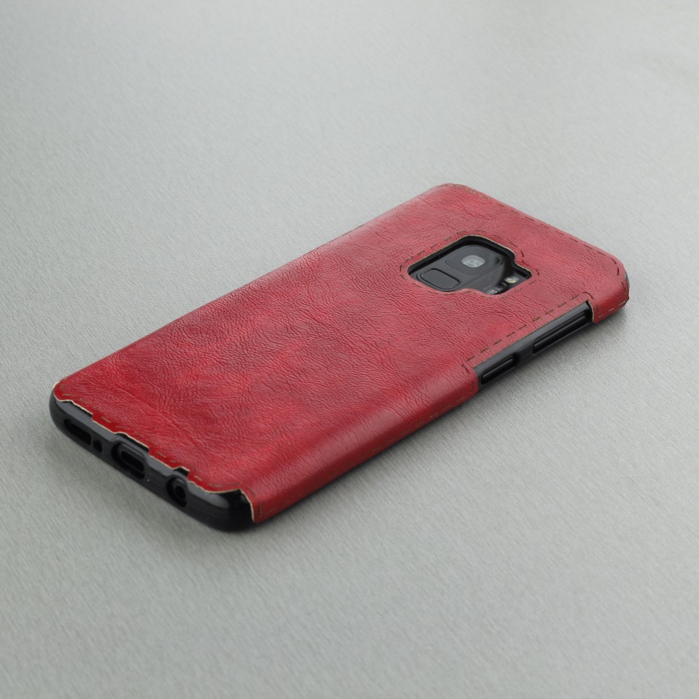 Hülle Samsung Galaxy S9 - Leather Dashed - Rot