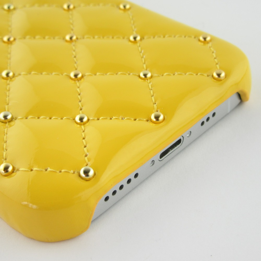 Coque iPhone 11 - Luxury Matelassé jaune