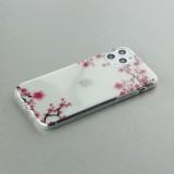 Coque iPhone 11 Pro Max - Gel petites fleurs