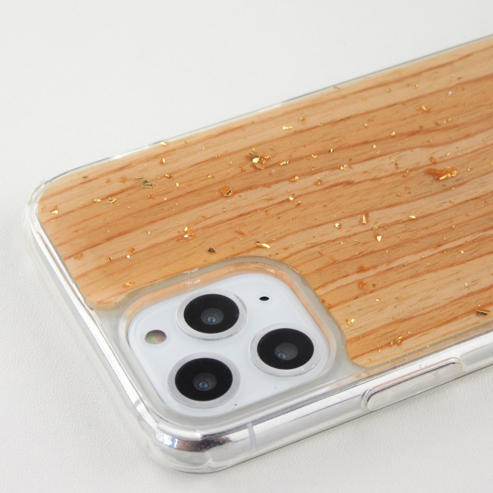 Coque iPhone 11 Pro Max - Gold Flakes Brave bois clair