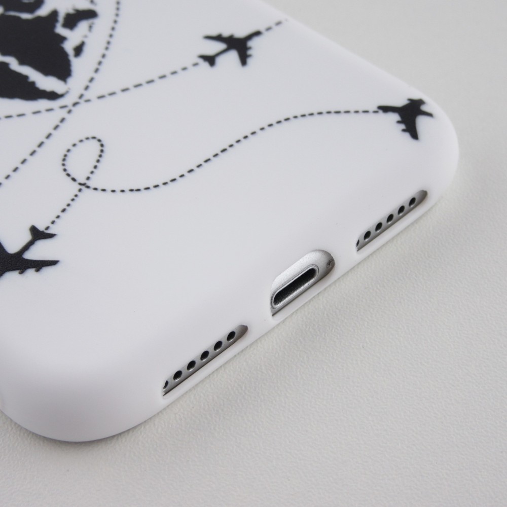 Coque iPhone 12 Pro Max - Silicone Mat Travel heart