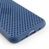 Coque iPhone 11 Pro Max - Silicone Mat avec trous - Bleu
