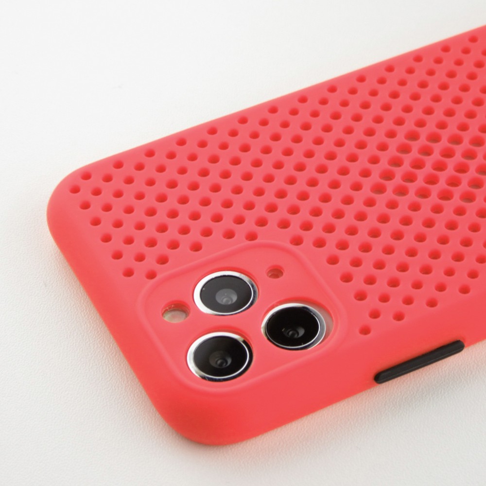 Coque iPhone 11 Pro Max - Silicone Mat avec trous - Rouge