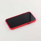Coque iPhone 11 - Silicone Mat avec trous - Rouge