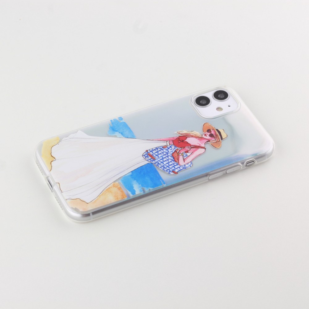 Coque iPhone 11 - Woman beach