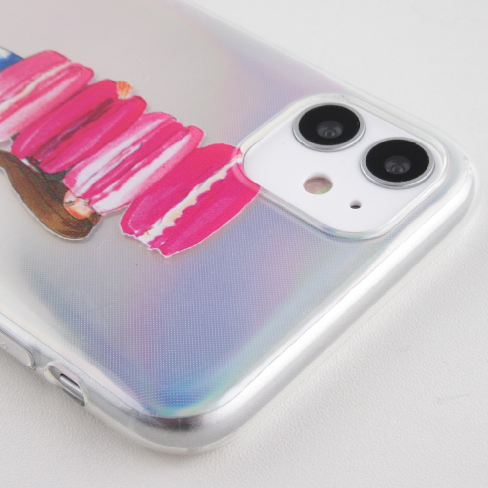 Coque iPhone 11 - Woman macaron