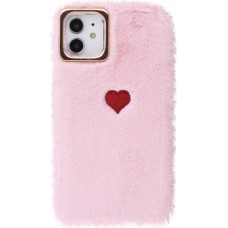 Coque iPhone 11 - fourrure coeur - Rose