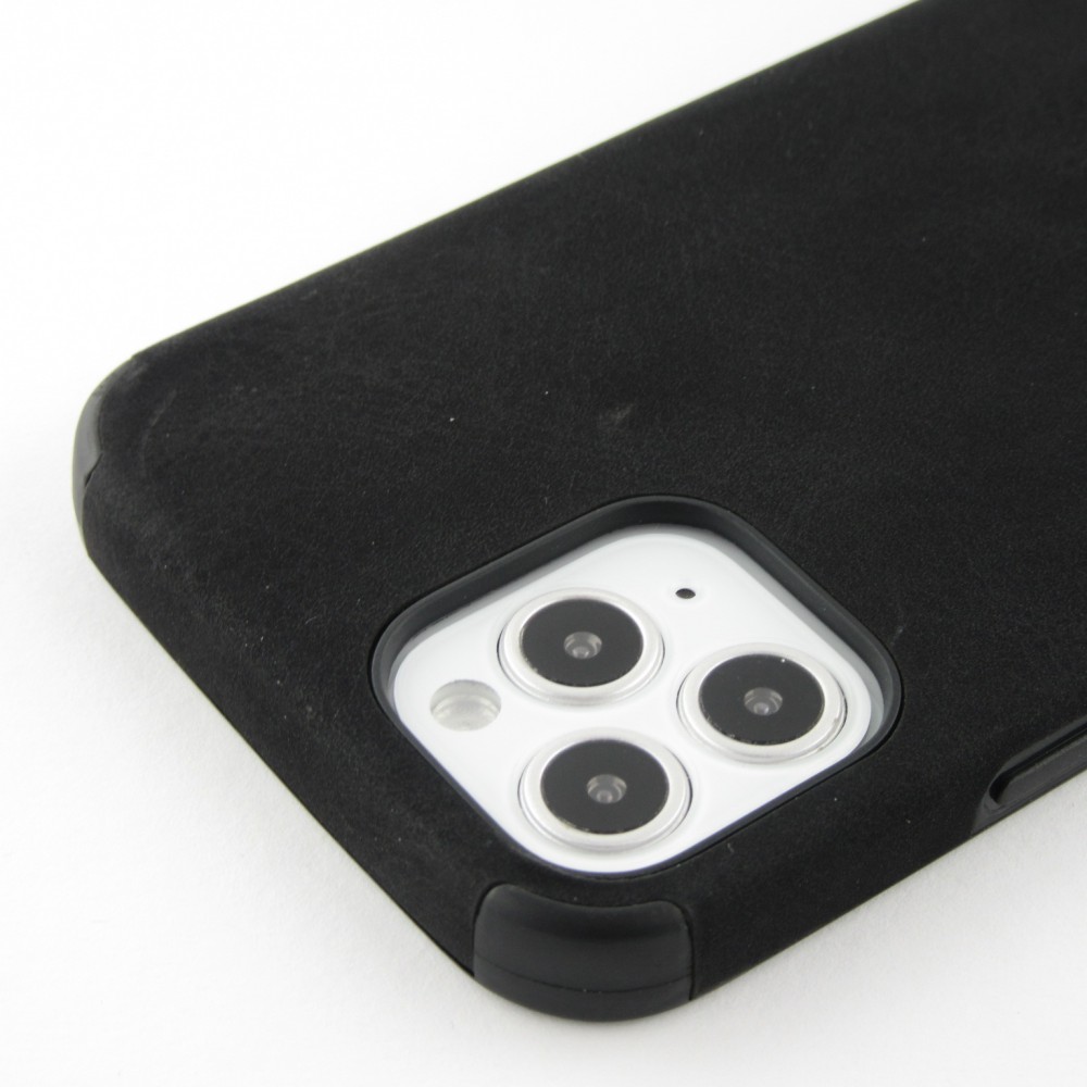 Coque iPhone 12 / 12 Pro - Soft Touch cuir - Noir