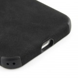 Coque iPhone 12 / 12 Pro - Soft Touch cuir - Noir