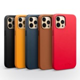 Coque iPhone 12 Pro Max - Qialino cuir véritable (compatible MagSafe) - Rouge