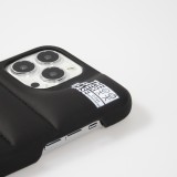 Coque iPhone 13 Pro - Design 3D stylé de doudoune avec couture décorative - Brun