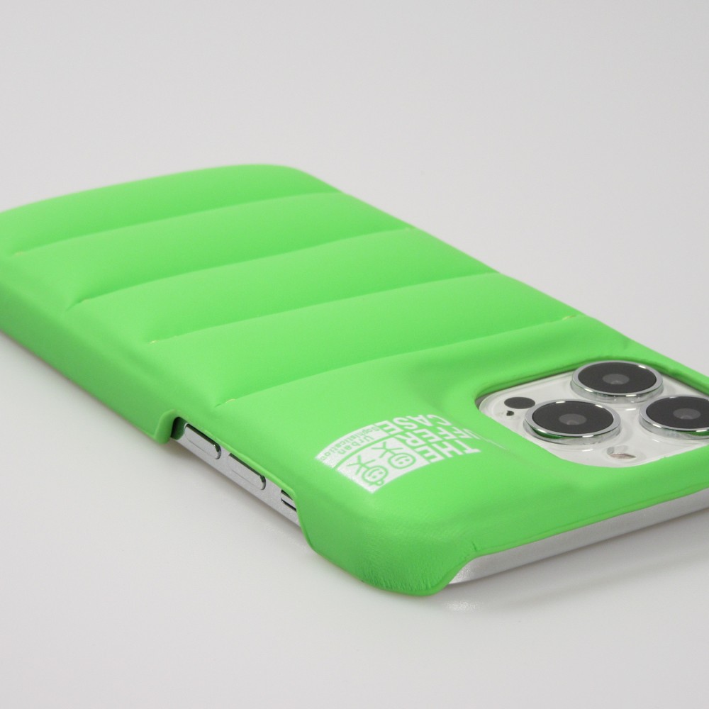 Coque iPhone 13 Pro Max - Design 3D stylé de doudoune avec couture décorative - Vert