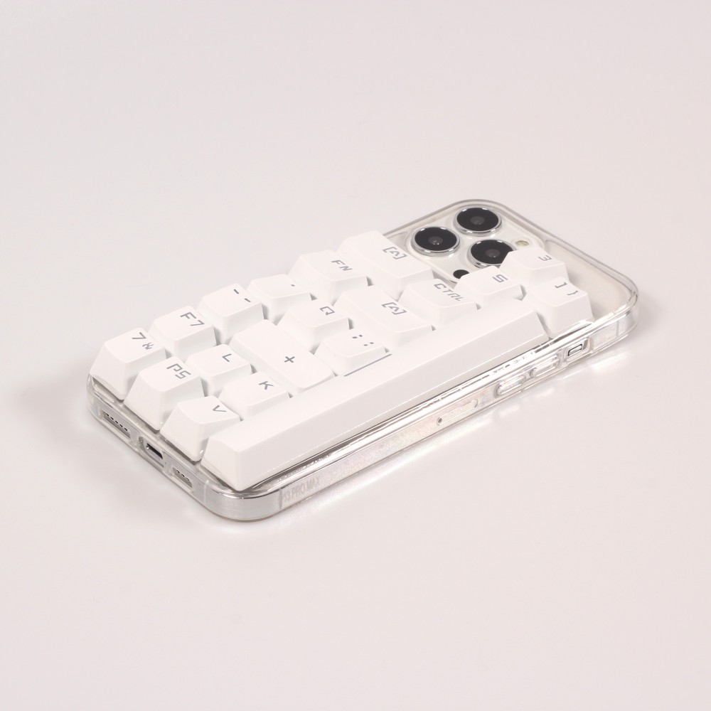 Coque iPhone 13 Pro Max - Clavier d'ordinateur rétro 3D (Disposition aléatoire) - Transparent