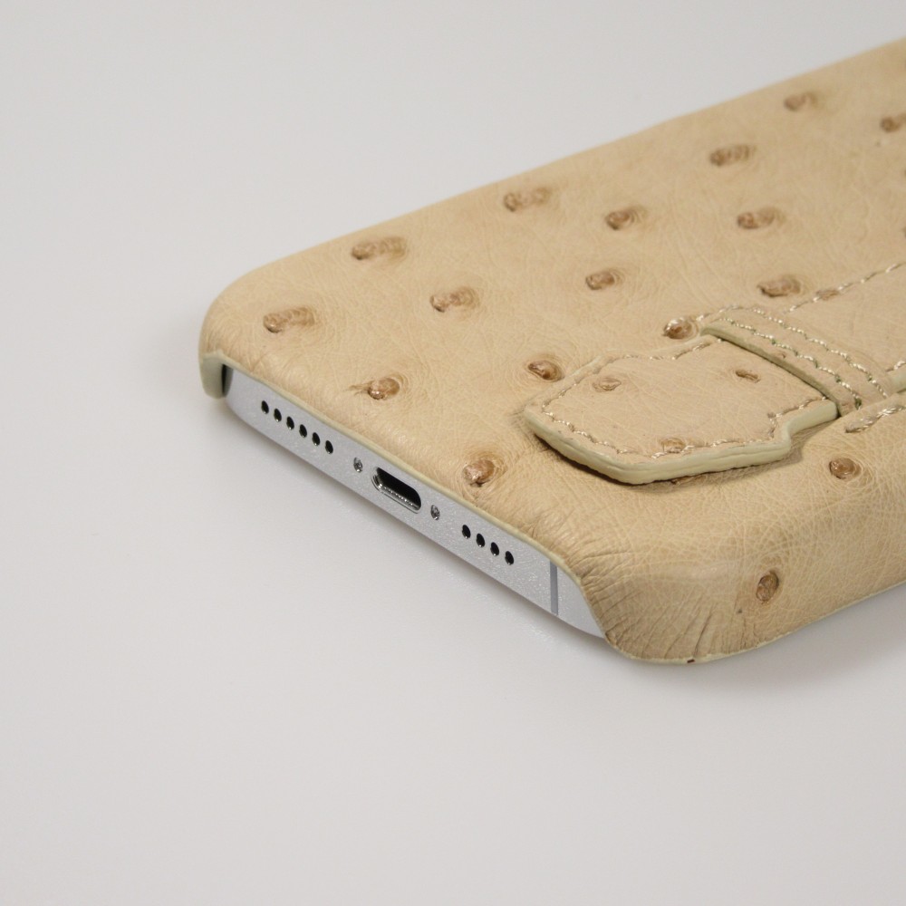 Coque iPhone 13 Pro Max - Cuir d'autruche véritable avec lanière strap de soutien - Beige