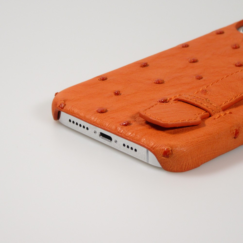 iPhone 13 Pro Max Case Hülle - Echtes Straußenleder mit Halteriemen - Orange