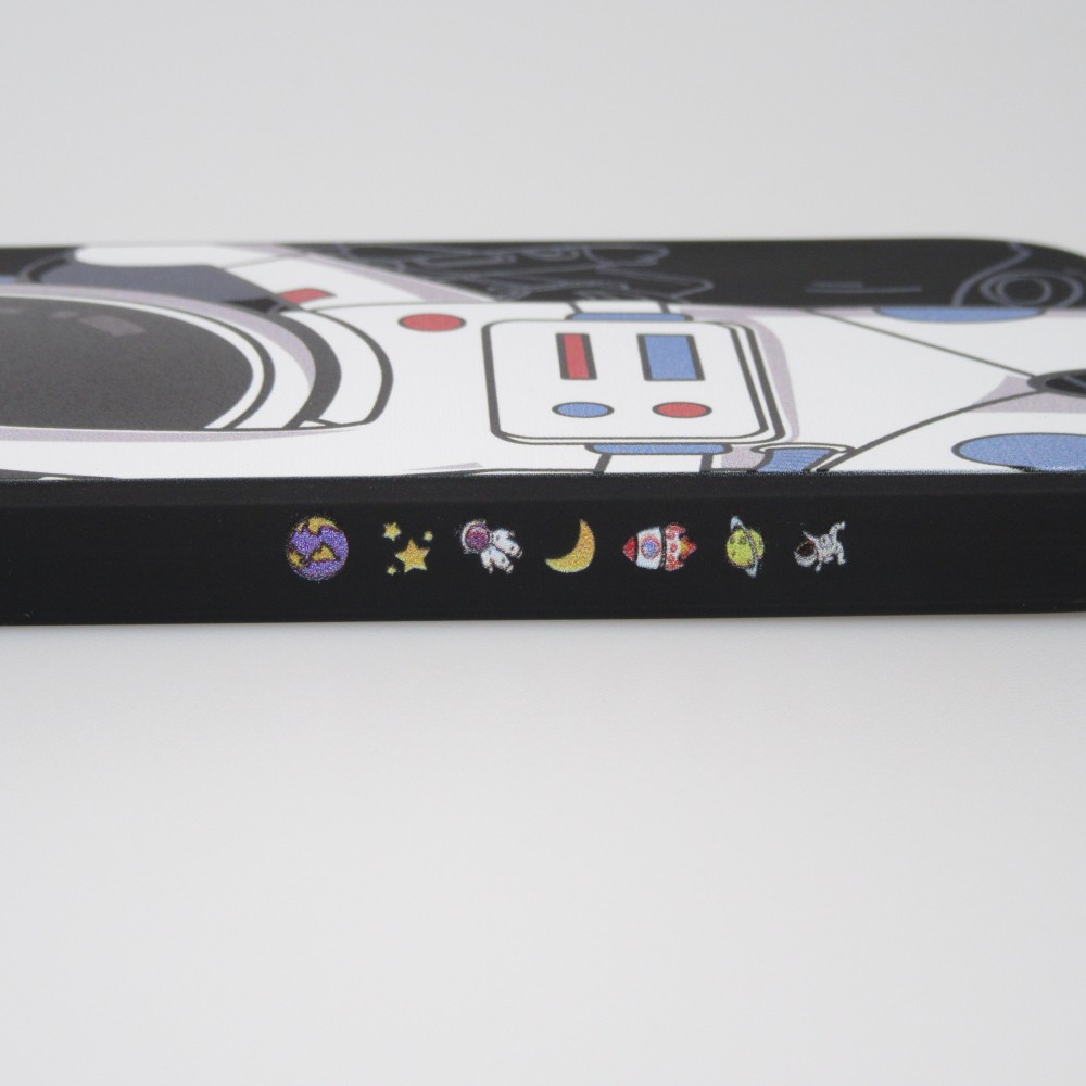iPhone 13 Pro Case Hülle - Exploring happy Astronaute - Schwarz