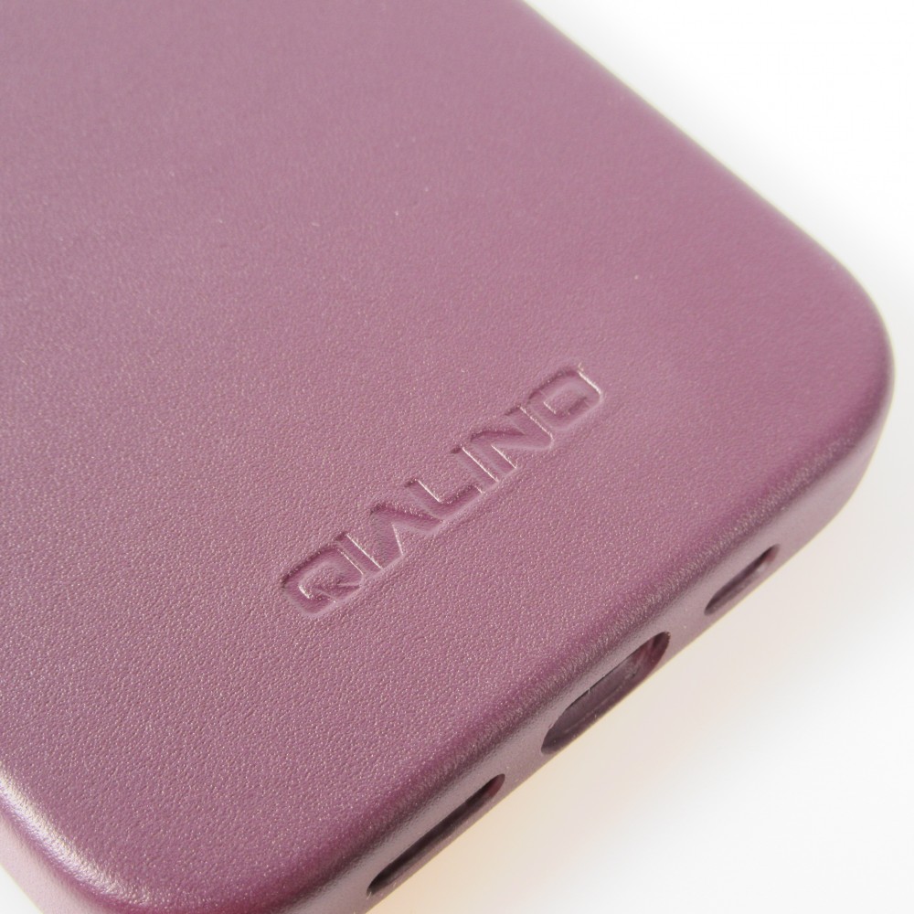 Coque iPhone 13 Pro - Qialino cuir véritable (compatible MagSafe) - Violet