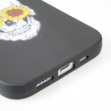 Coque iPhone 13 Pro Max - Silicone Mat Skull flowers - Noir