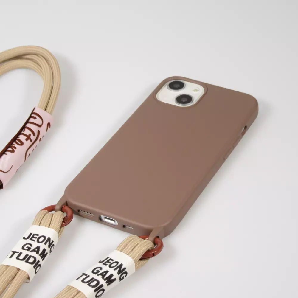 Coque iPhone 13 - Silicone souple fashion Jeong Gam Studio Laugh Often avec cordon - Brun
