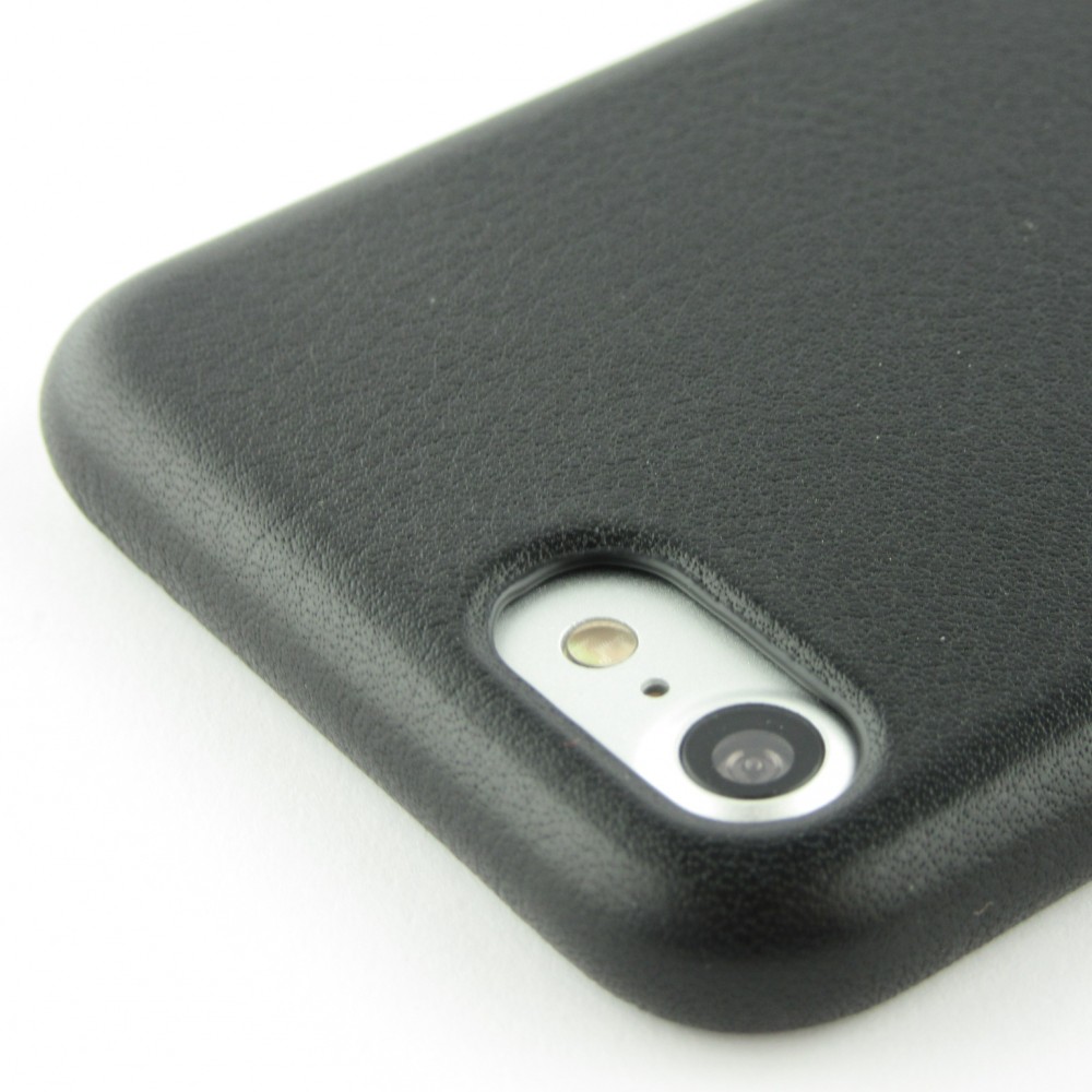 Coque iPhone 7 / 8 / SE (2020, 2022) - Qialino cuir véritable - Noir