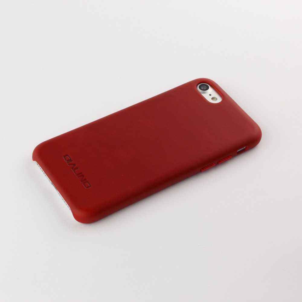 Coque iPhone 7 / 8 / SE (2020, 2022) - Qialino cuir véritable - Rouge