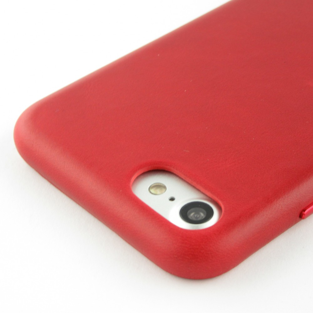 Coque iPhone 7 / 8 / SE (2020, 2022) - Qialino cuir véritable - Rouge