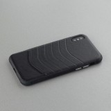 Coque iPhone X / Xs - V Shape - Noir