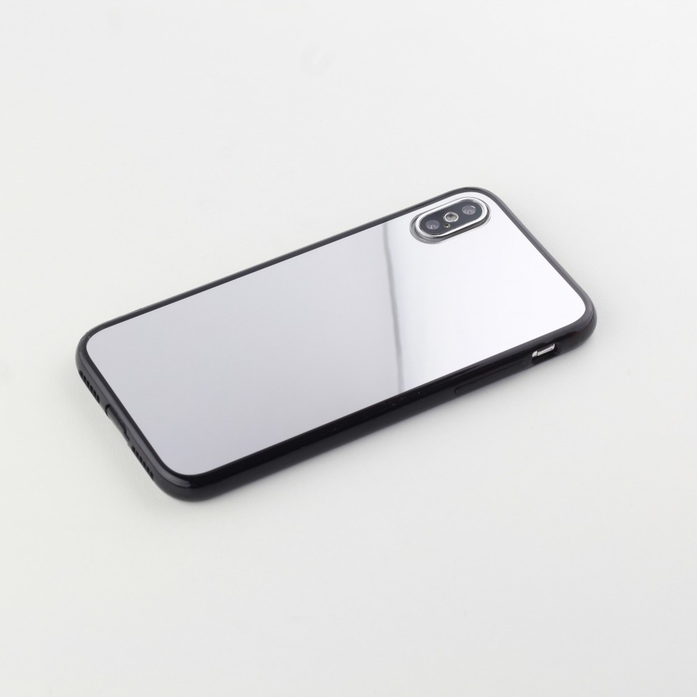 Coque iPhone X / Xs - Miroir bords en silicone noirs