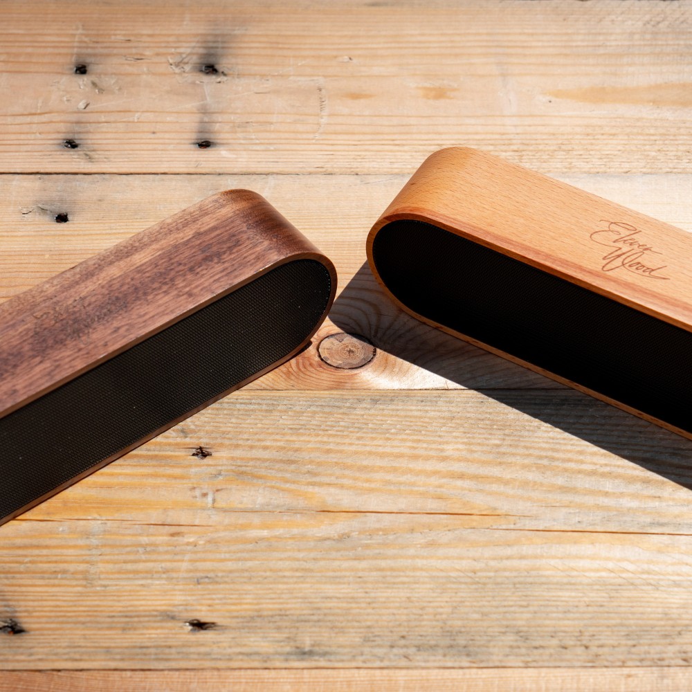 Eleven Wood Echtholz Bluetooth 4.2 Lautsprecher - Elegantes Holz Design 8W/1800mAh - Walnut