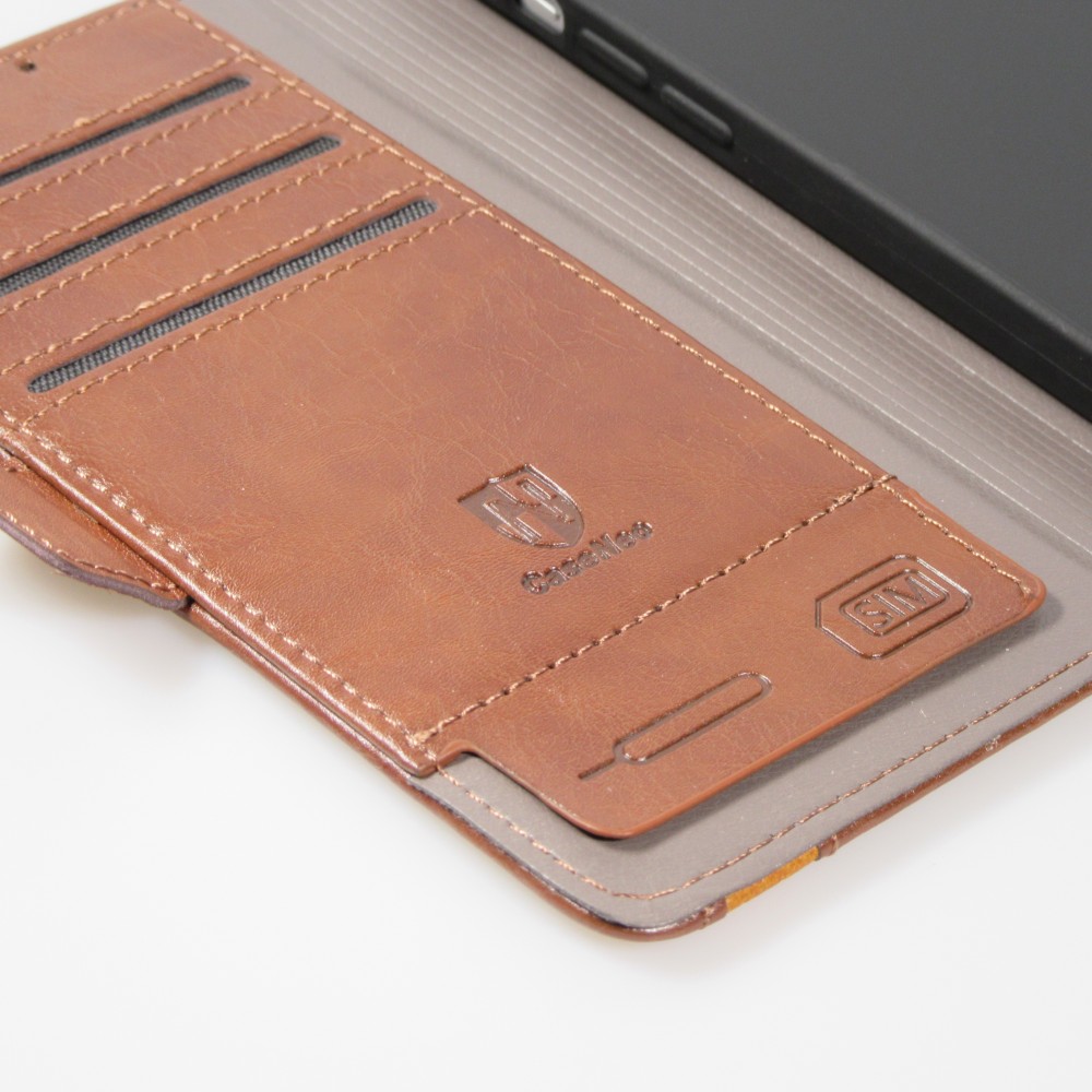 iPhone 13 Leder Tasche - Flip Wallet Echtleder mit Akzentstreifen & Kartenhalter - Dunkel- Braun