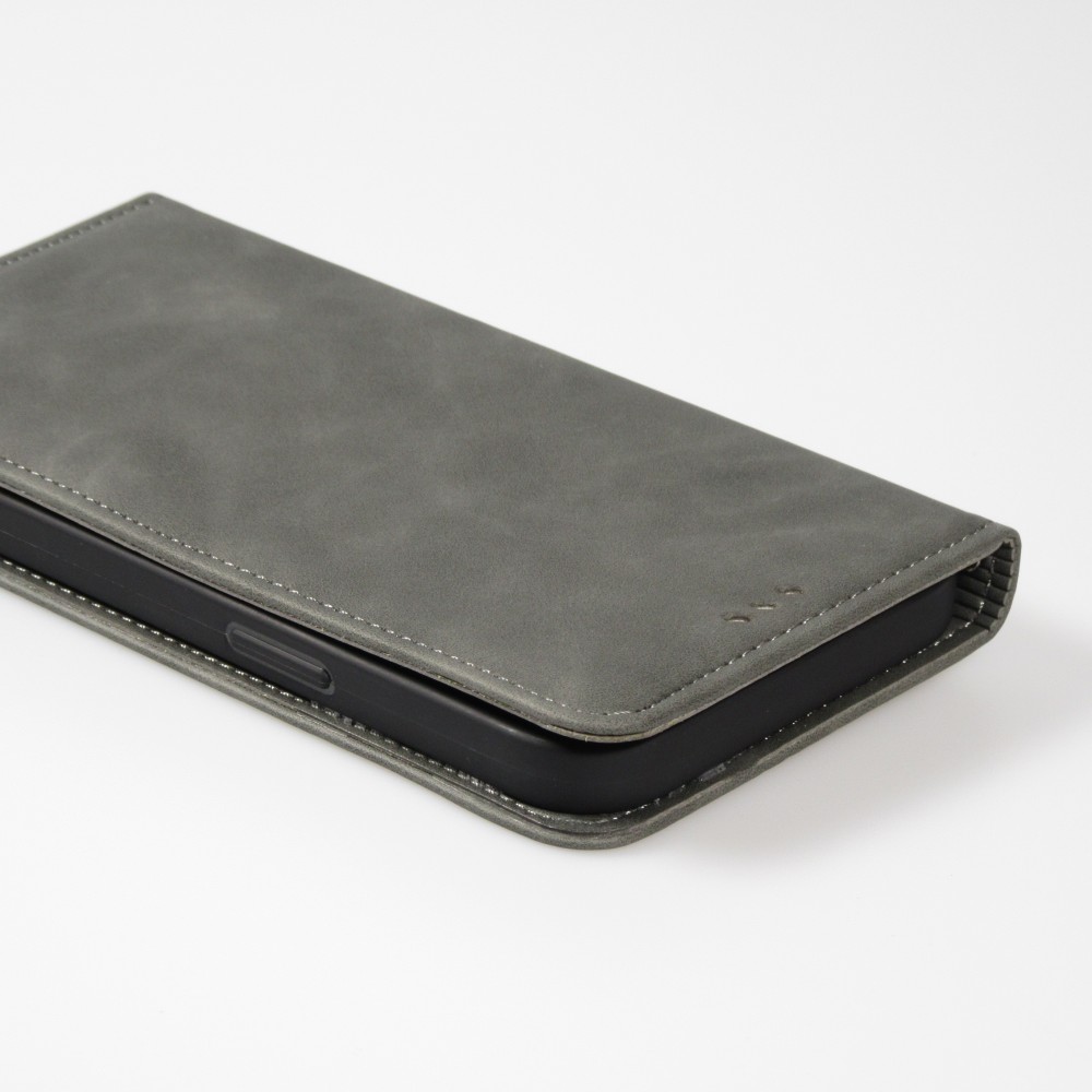 Etui cuir iPhone 13 - Flip Wallet vintage avec fermeture aimantée et compartiment cartes - Gris