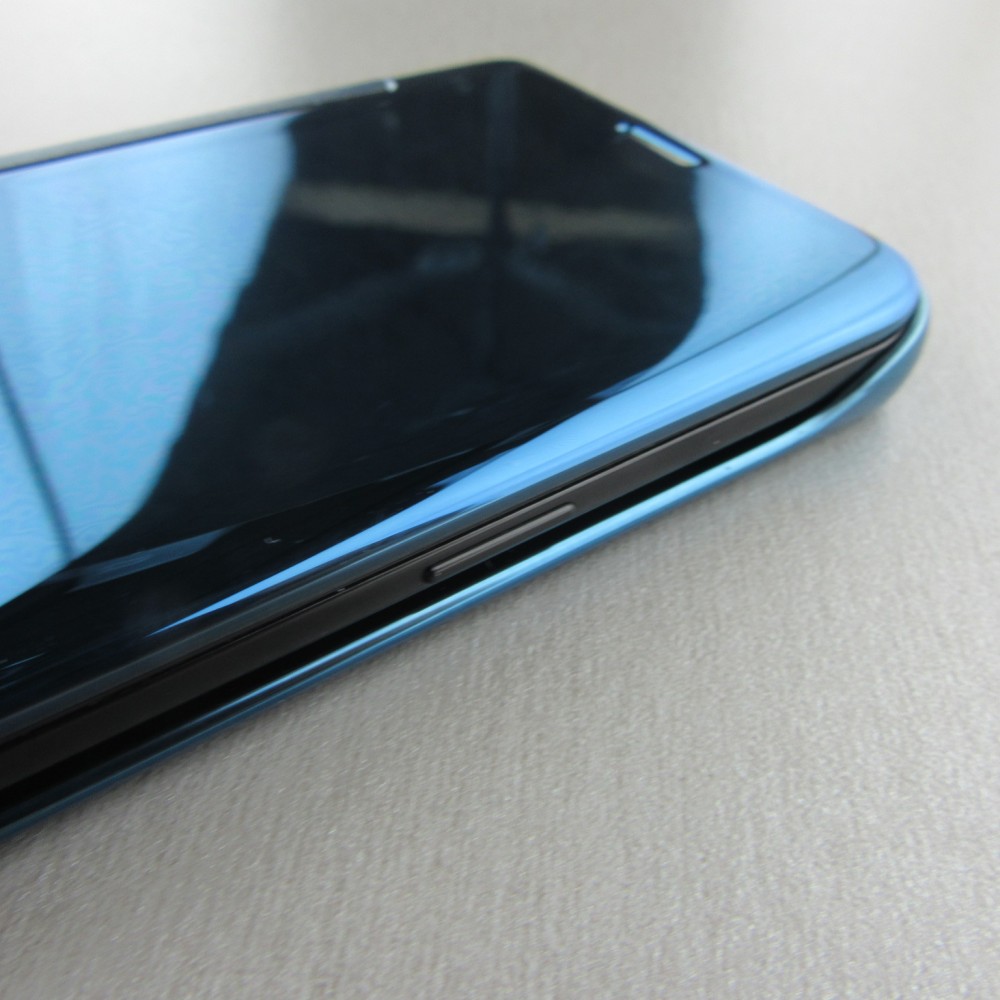 Hülle Samsung Galaxy S10e - Clear View Cover - Hellblau