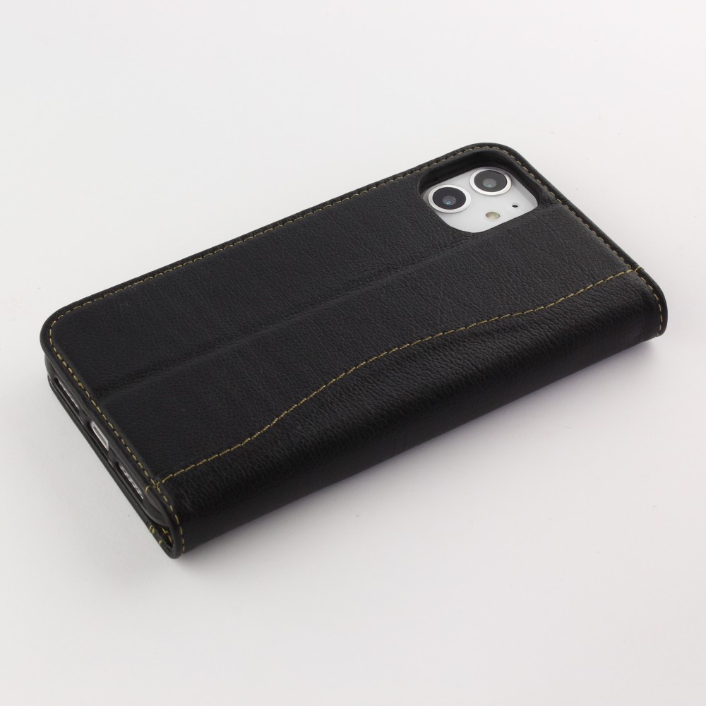 Fourre iPhone 11 - Flip Fierre Shann cuir véritable - Noir