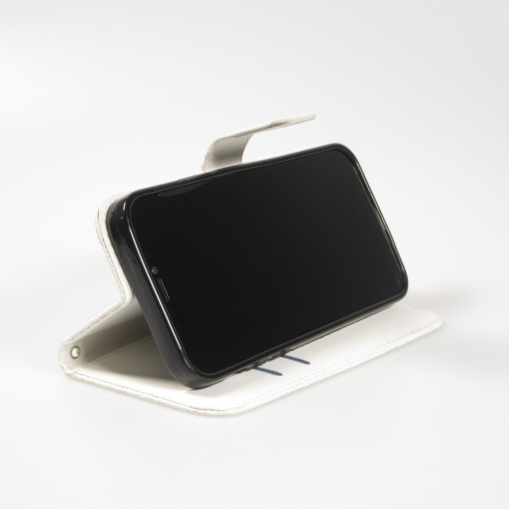 iPhone 12 / 12 Pro Case Hülle - Premium Flip Wallet Kautschuk oriental Muster mit Magnetverschluss - Weiss