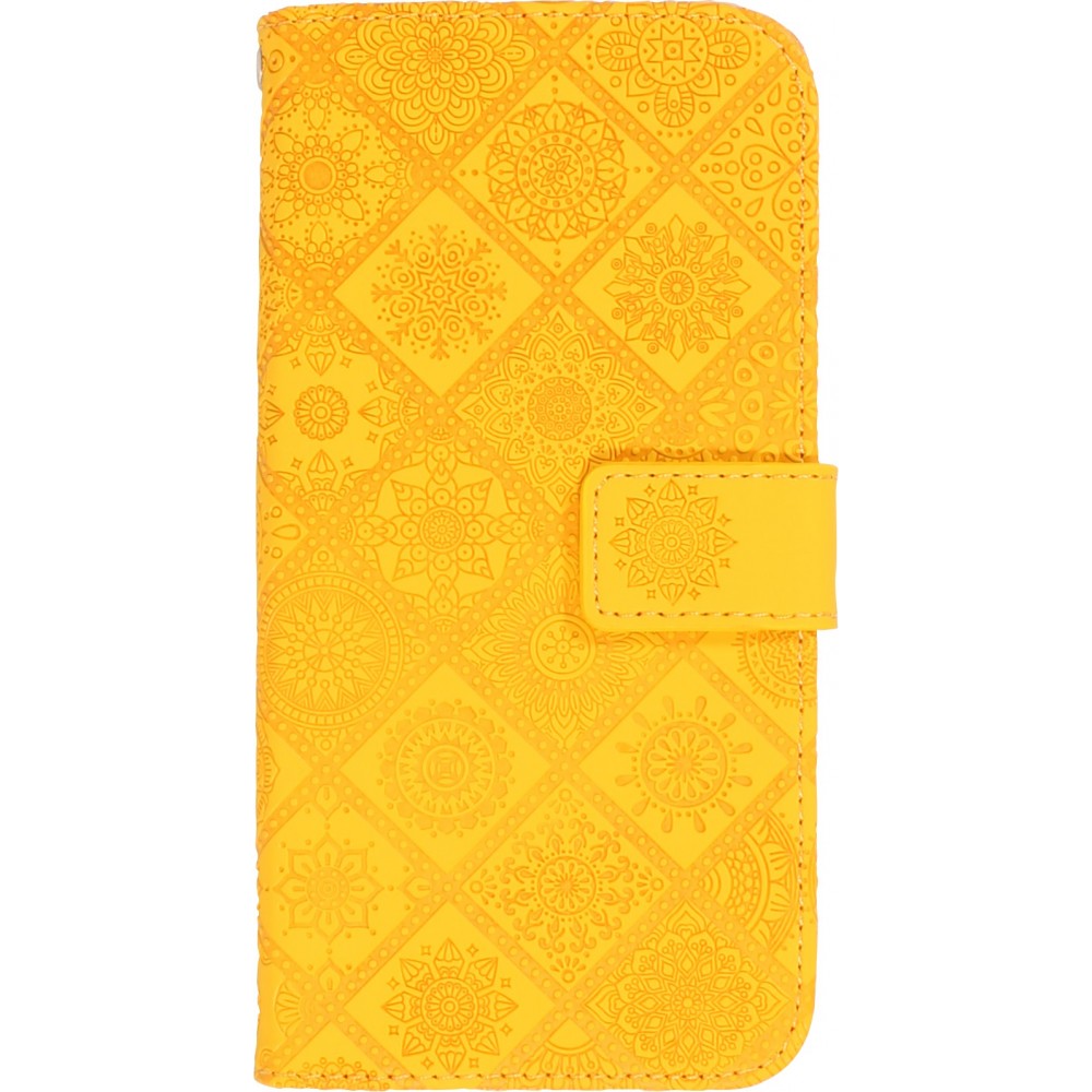 iPhone 13 Pro Max Case Hülle - Premium Flip Wallet Kautschuk oriental Muster mit Magnetverschluss - Gelb