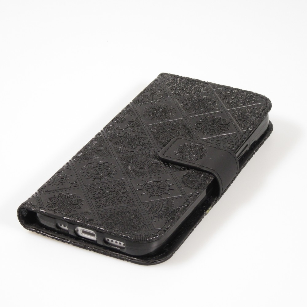 iPhone 12 / 12 Pro Case Hülle - Premium Flip Wallet Kautschuk oriental Muster mit Magnetverschluss - Schwarz