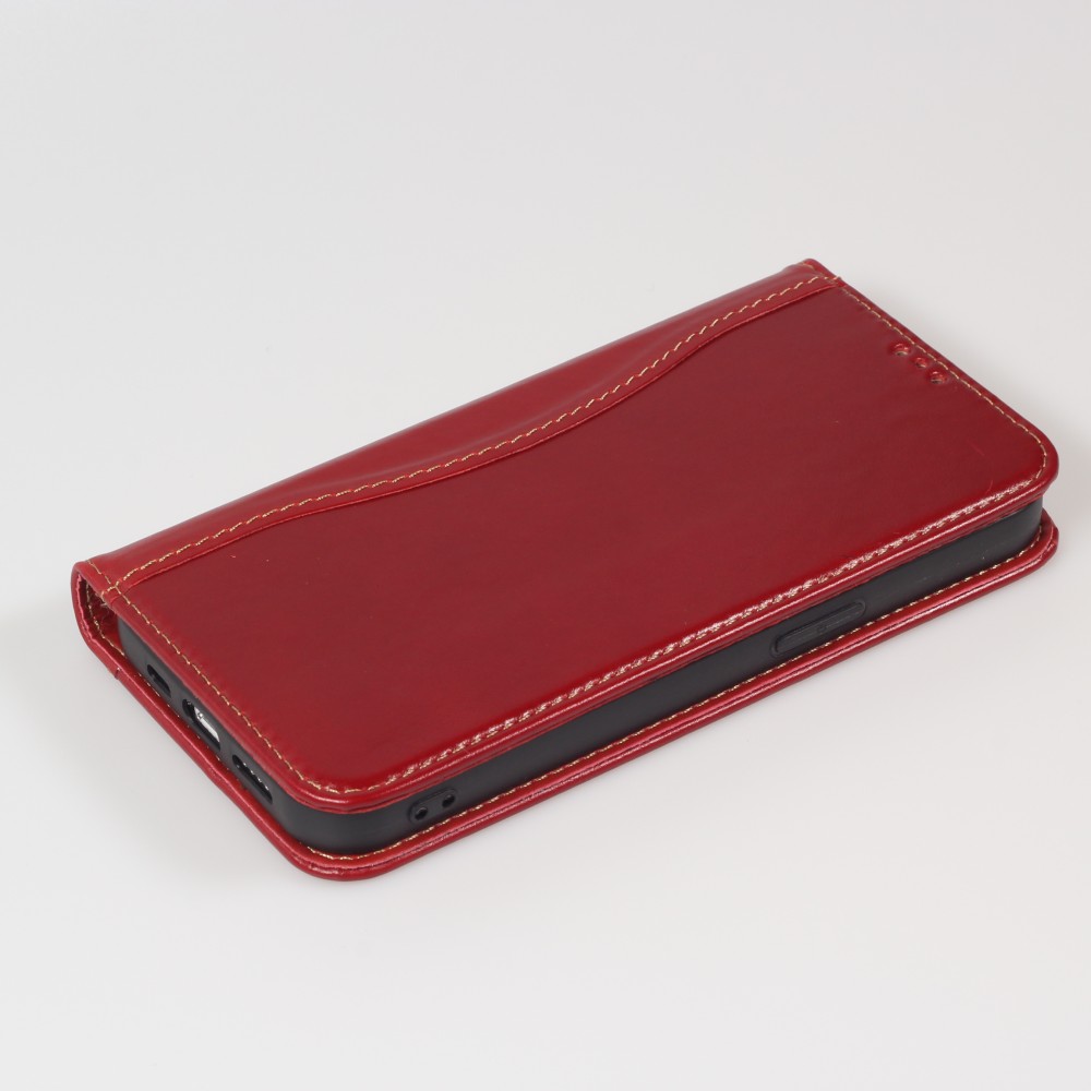 Fourre iPhone 13 - Flip Fierre Shann cuir véritable - Rouge