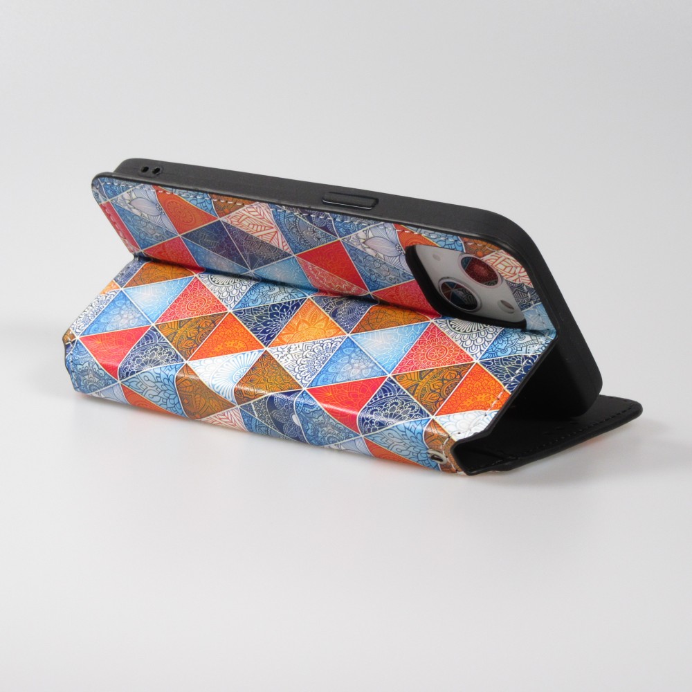 iPhone 13 Case Hülle - Flip Geometrische orientalische Dreiecke mit Ablage für Kreditkarten, Ticket, SIM-Karte