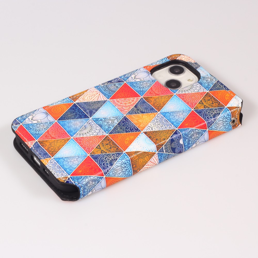 iPhone 13 Case Hülle - Flip Geometrische orientalische Dreiecke mit Ablage für Kreditkarten, Ticket, SIM-Karte