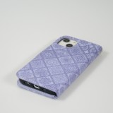 Fourre iPhone 13 - Premium Flip Wallet caoutchouc motif oriental avec fermeture aimantée - Violet