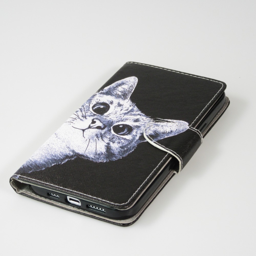Fourre iPhone 13 - Premium Wallet flip fermeture magnétique et porte-carte - Cat Looking at you - Noir