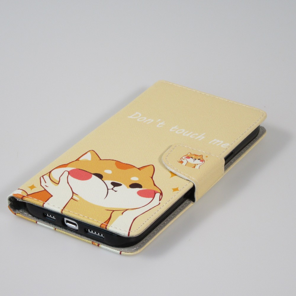 Fourre iPhone 13 - Premium Wallet flip fermeture magnétique et porte-carte - Don't touch me Shiba Inu - Orange