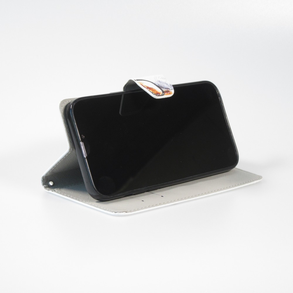 iPhone 13 Case Hülle - Premium Wallet Flip-Magnetverschluss und Kartenfach - Professor Fox - Weiss