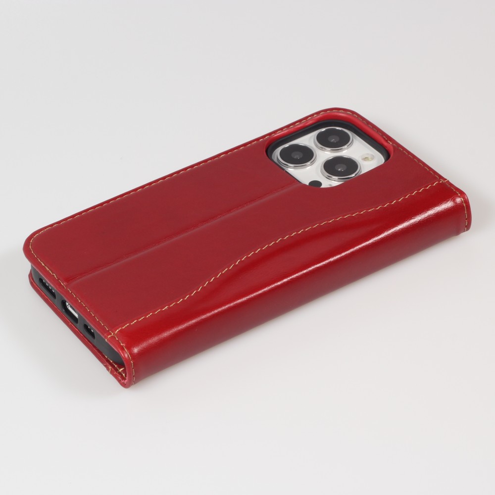 Fourre iPhone 13 Pro - Flip Fierre Shann cuir véritable - Rouge