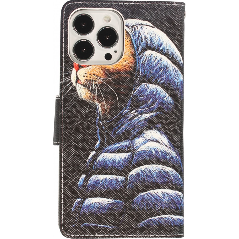 iPhone 12 / 12 Pro Case Hülle - Premium Wallet Flip-Magnetverschluss und Kartenfach - Katze in Jacke - Schwarz