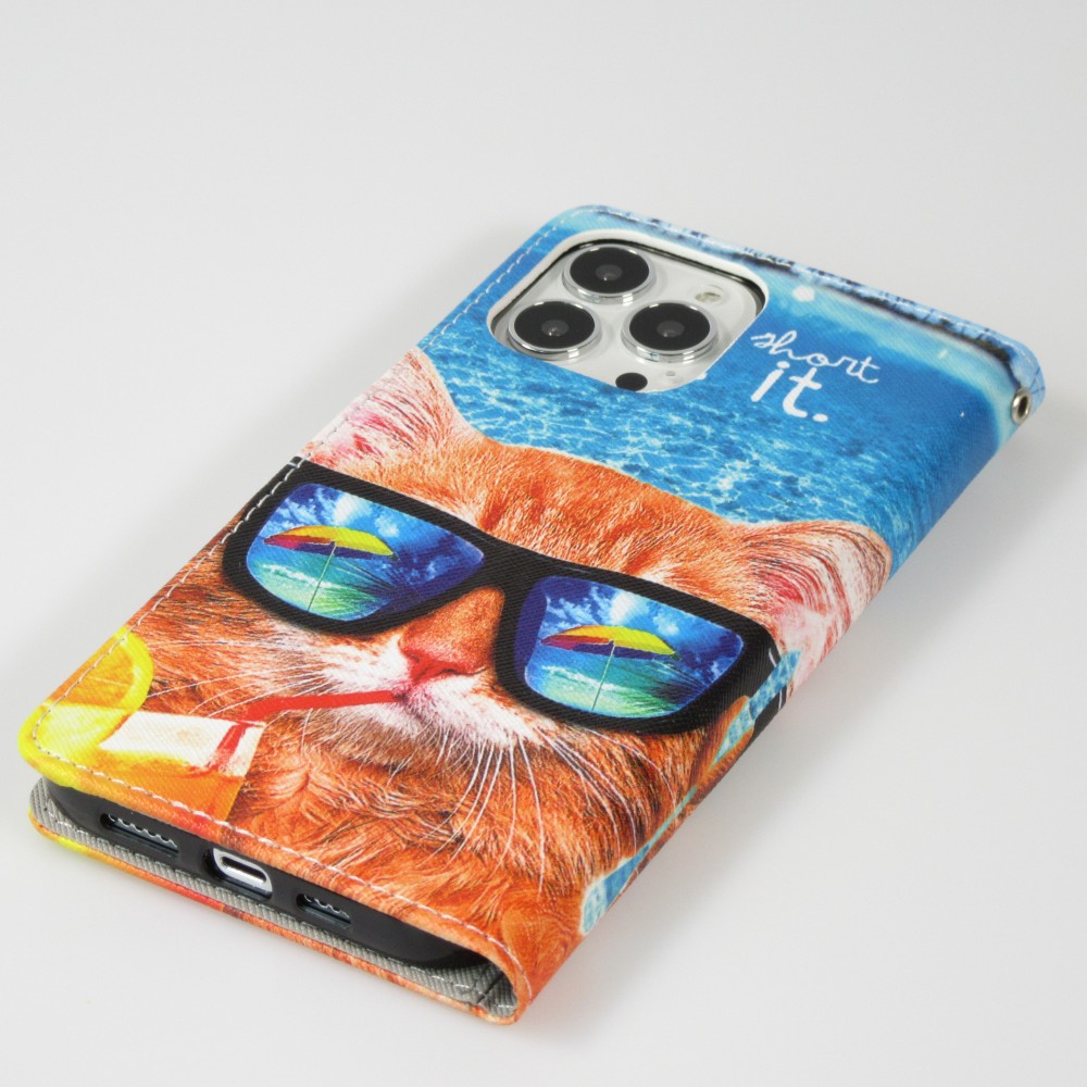 iPhone 12 / 12 Pro Case Hülle - Premium Wallet Flip-Magnetverschluss und Kartenfach - Cool Cat sunglasses