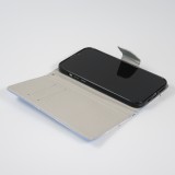 Fourre iPhone 13 Pro - Premium Wallet flip fermeture magnétique et porte-carte - Nuée de papillons - Violet clair